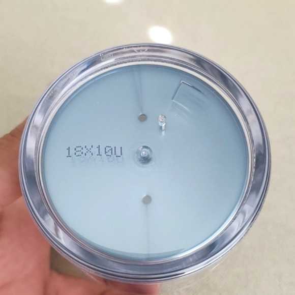 🆕️ IT Hello Results Wrinkle-Reducing Daily Retinol Serum-In-Cream 1.7 US fl oz - Picture 5 of 5